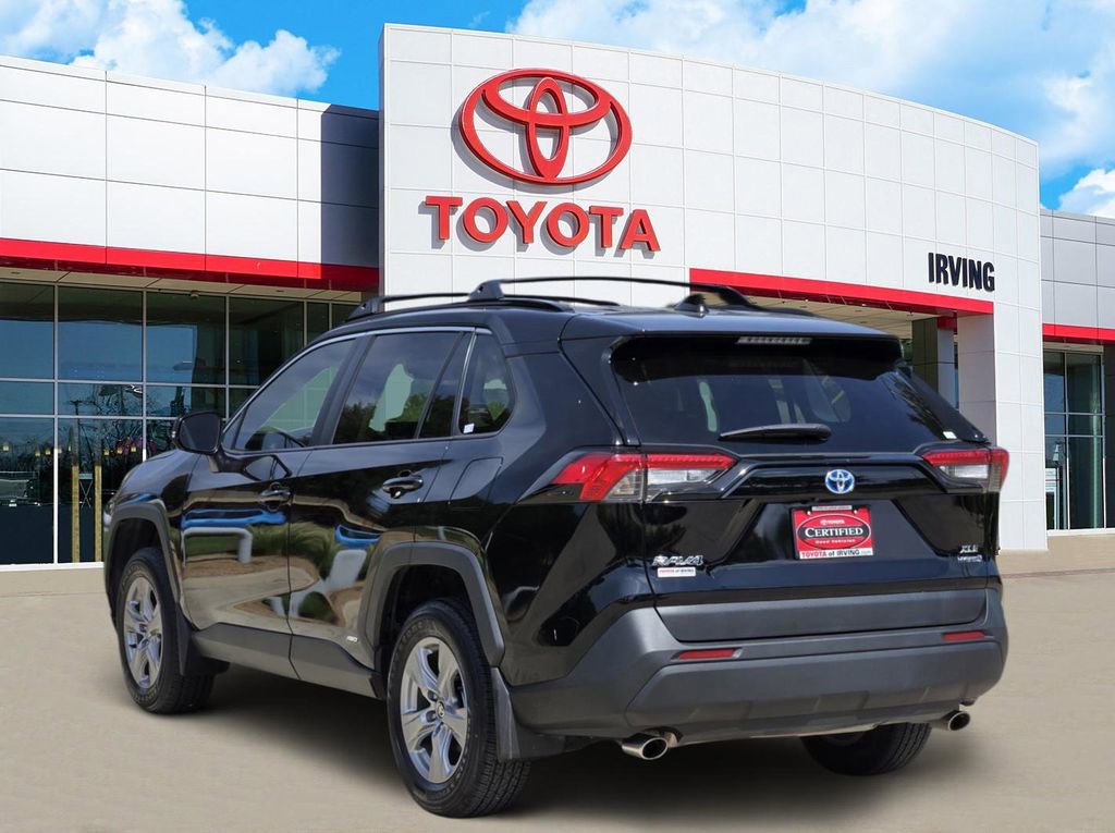 Certified 2024 Toyota RAV4 XLE w/ Convenience Package AWD/4WD image 3