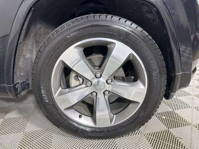 Used 2014 Jeep Grand Cherokee Overland w/ Advanced Technology Group image 6