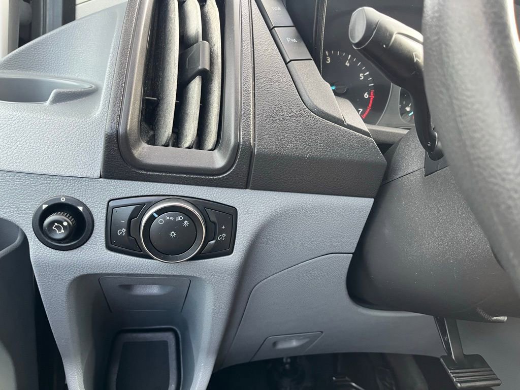 Used 2017 Ford Transit 350 XLT RWD image 24