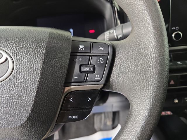 Used 2025 Toyota Camry LE FWD image 23