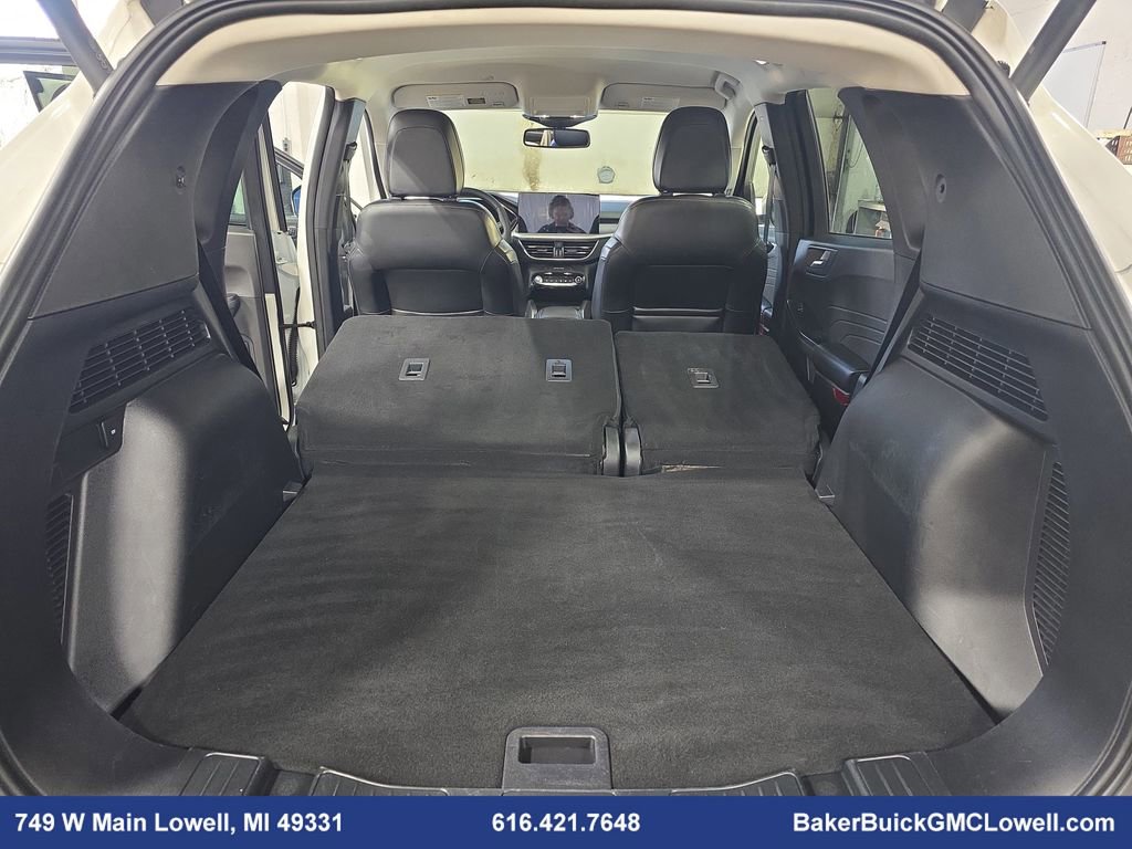 Used 2024 Ford Escape Platinum image 13