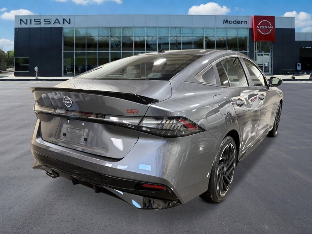 New 2026 Nissan Sentra SR FWD image 5