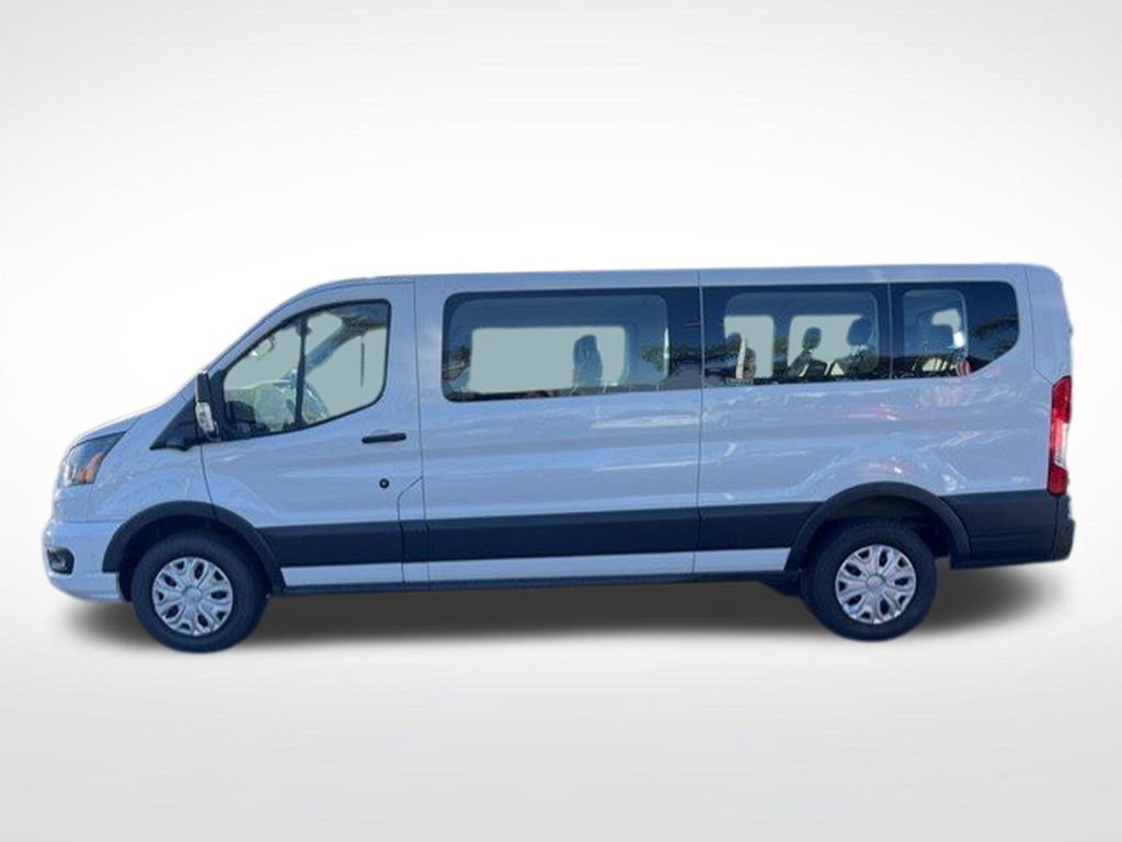 Used 2023 Ford Transit 350 XLT RWD image 9