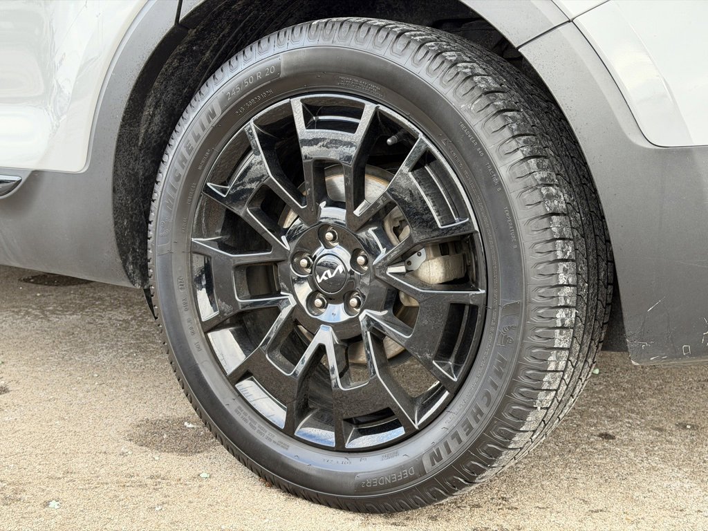 Used 2022 Kia Telluride EX w/ EX Premium Package image 30