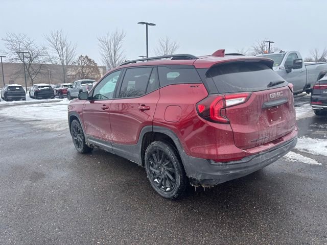 Used 2023 GMC Terrain SLT w/ Elevation Edition image 7
