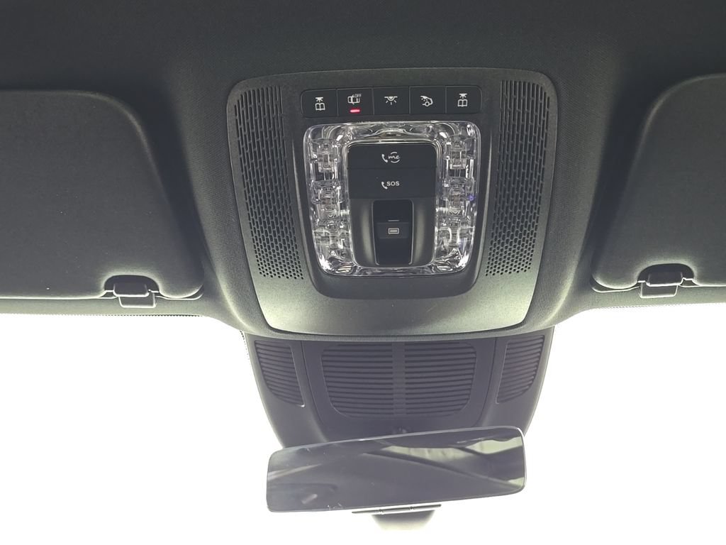 Certified 2025 Mercedes-Benz GLE 450e 4MATIC w/ Driver Assistance Package image 26