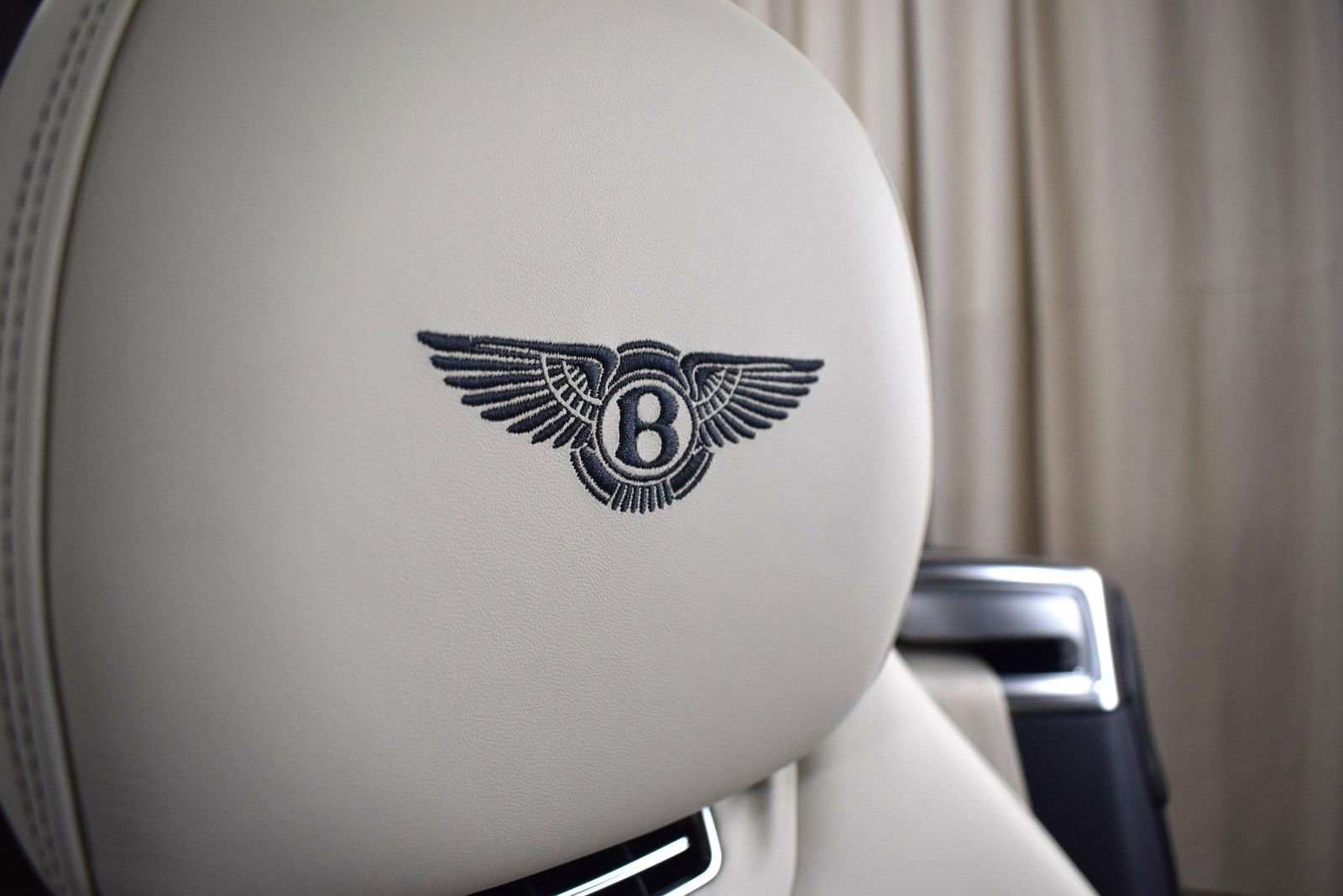 New 2026 Bentley Continental GTC image 36