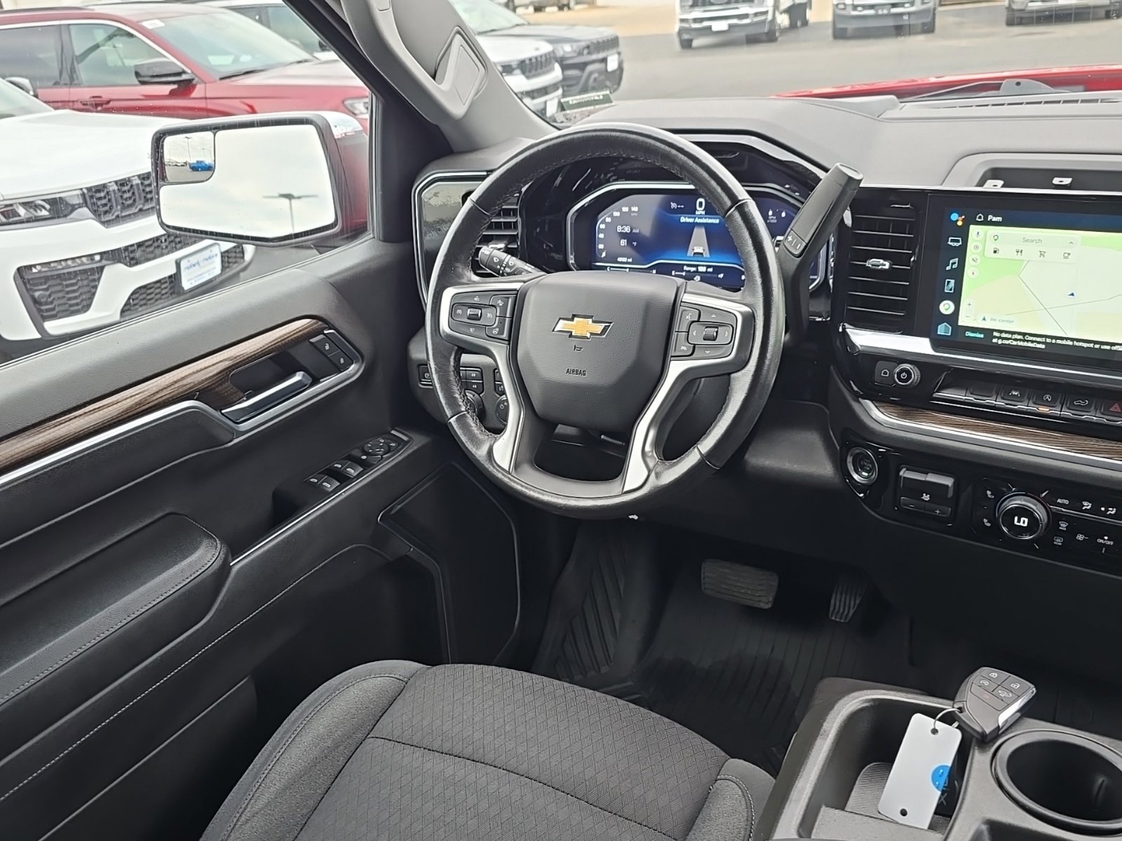 Used 2022 Chevrolet Silverado 1500 LT AWD/4WD image 14