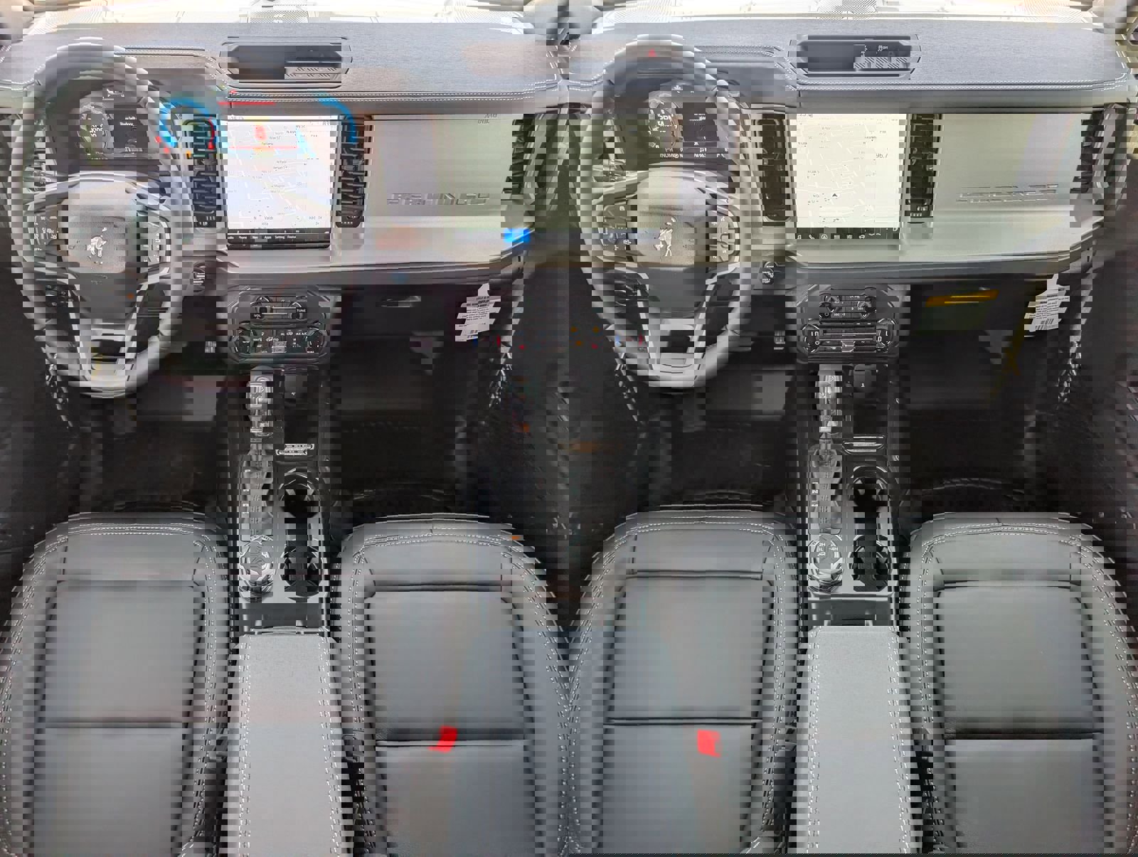 New 2026 Ford Bronco Outer Banks image 5