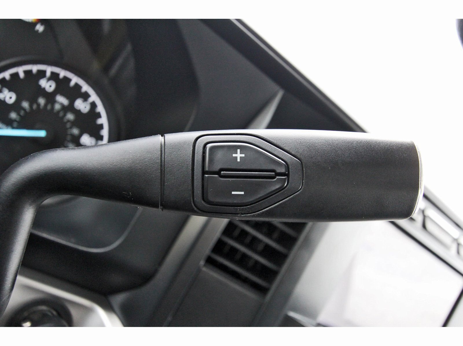 Used 2024 Ford F250 XLT AWD/4WD image 21