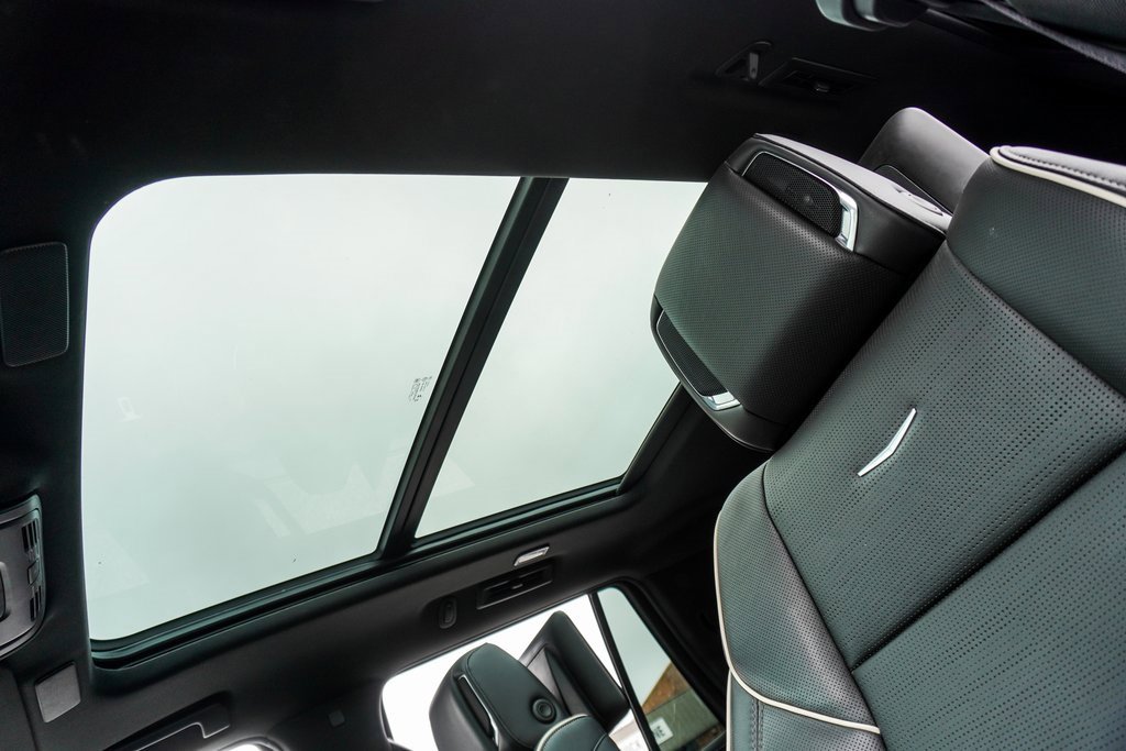 Used 2023 Cadillac Escalade Sport image 8