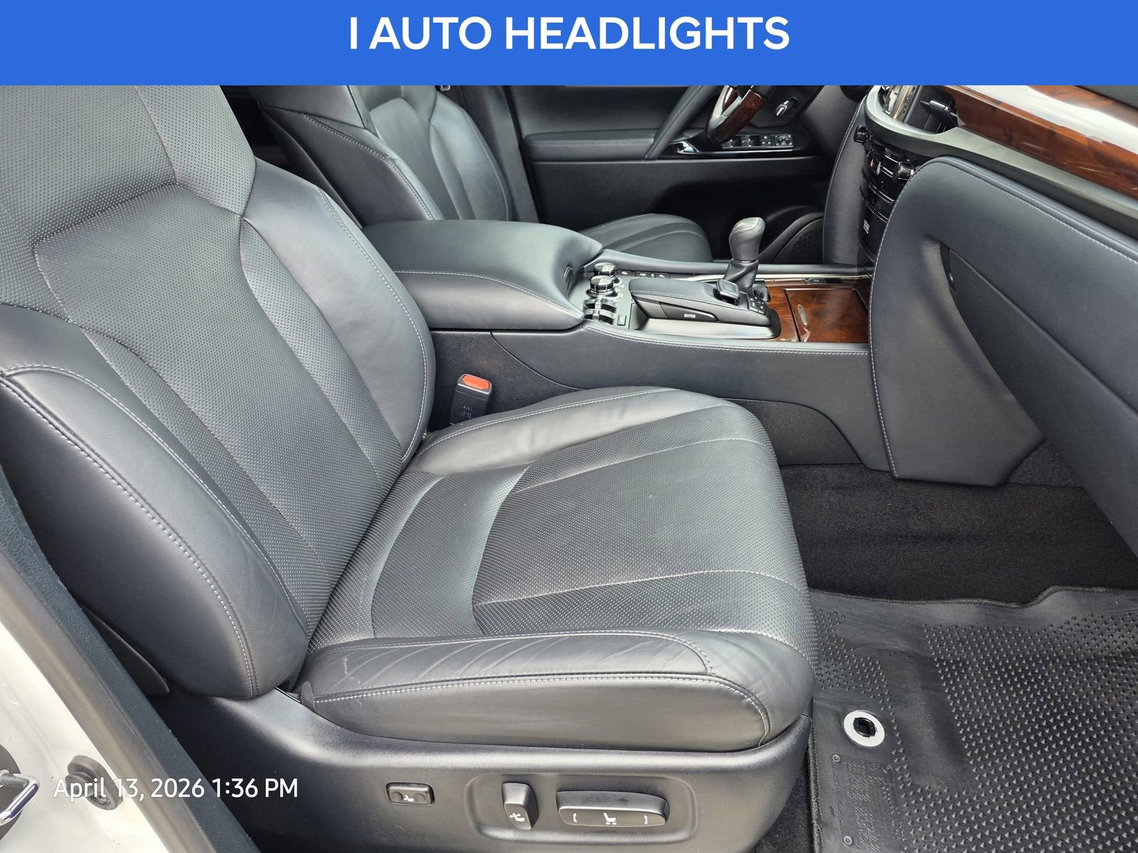 Used 2019 Lexus LX 570 4WD w/ Luxury Package image 14