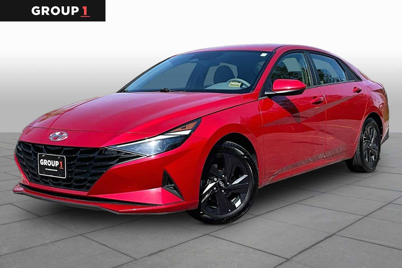 Used 2022 Hyundai Elantra SEL FWD image 1