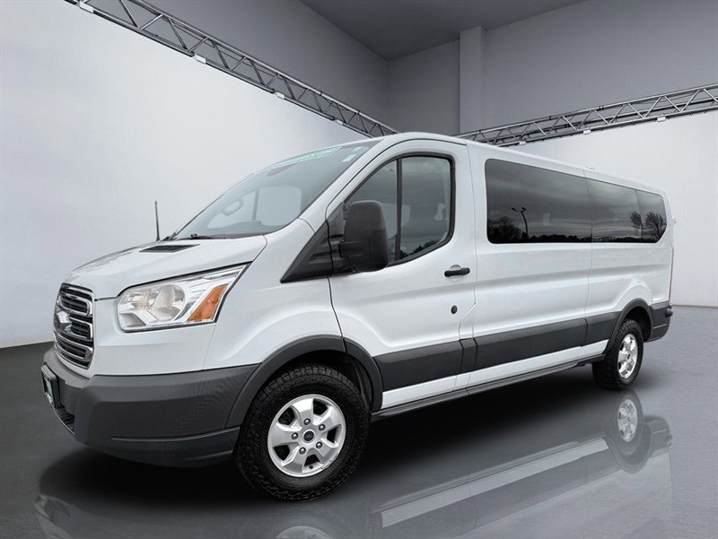 Used 2017 Ford Transit 350 XLT RWD image 27