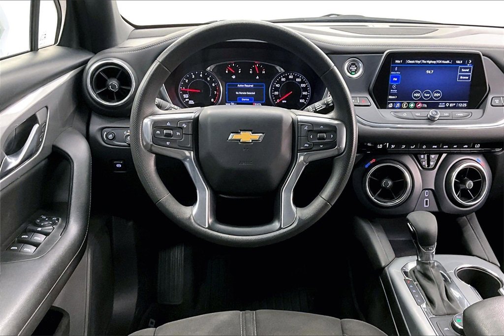 Used 2022 Chevrolet Blazer LT image 4