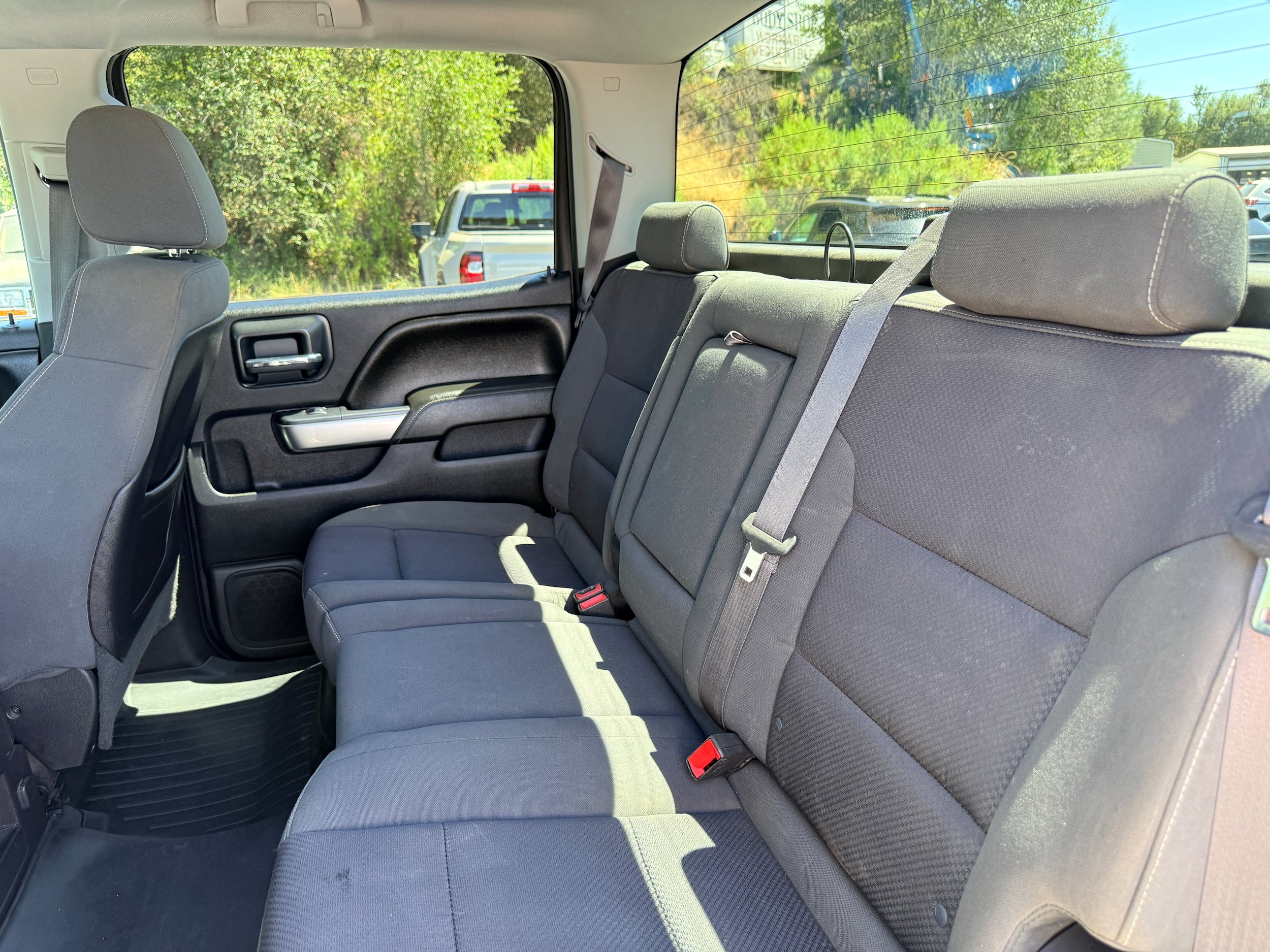 Used 2015 Chevrolet Silverado 2500 LT w/ LT Convenience Package AWD/4WD image 10