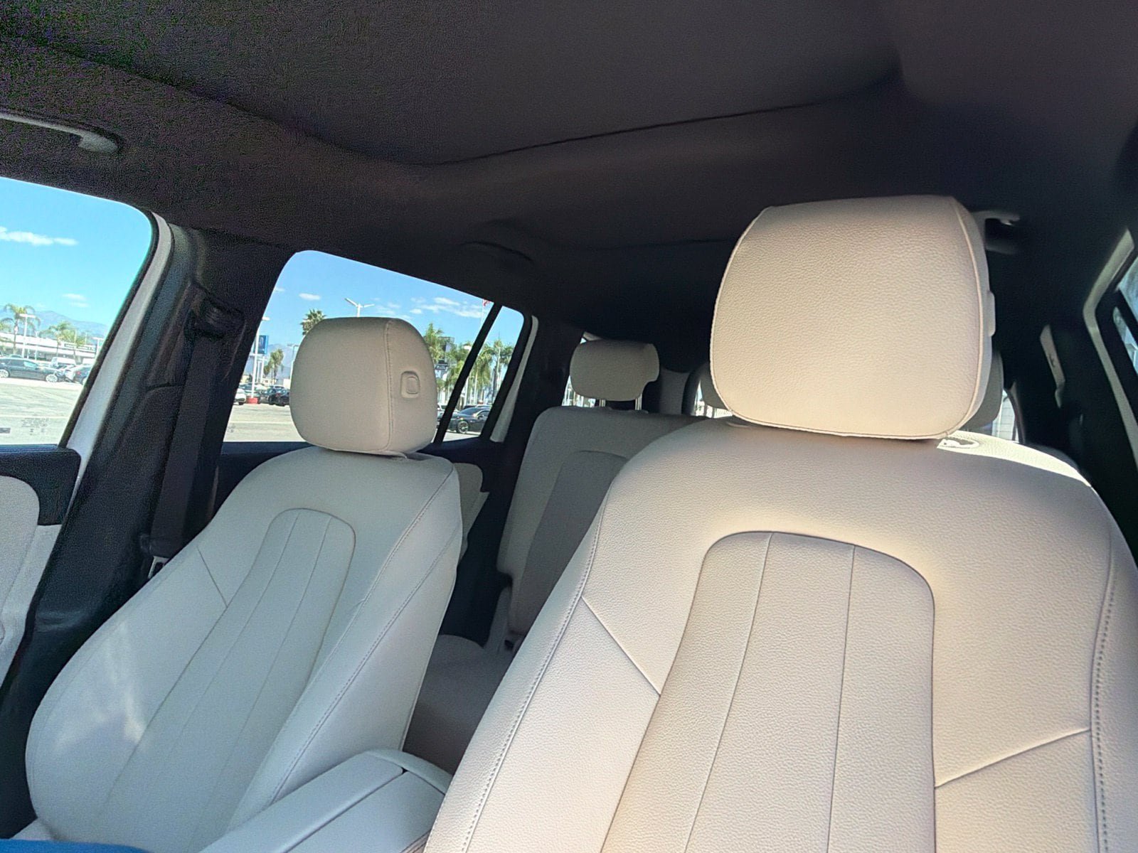 New 2026 Mercedes-Benz GLB 250 4MATIC image 21