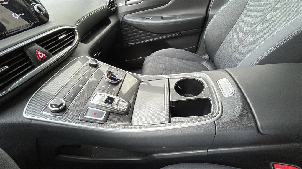 Certified 2023 Hyundai Santa Fe SE image 24