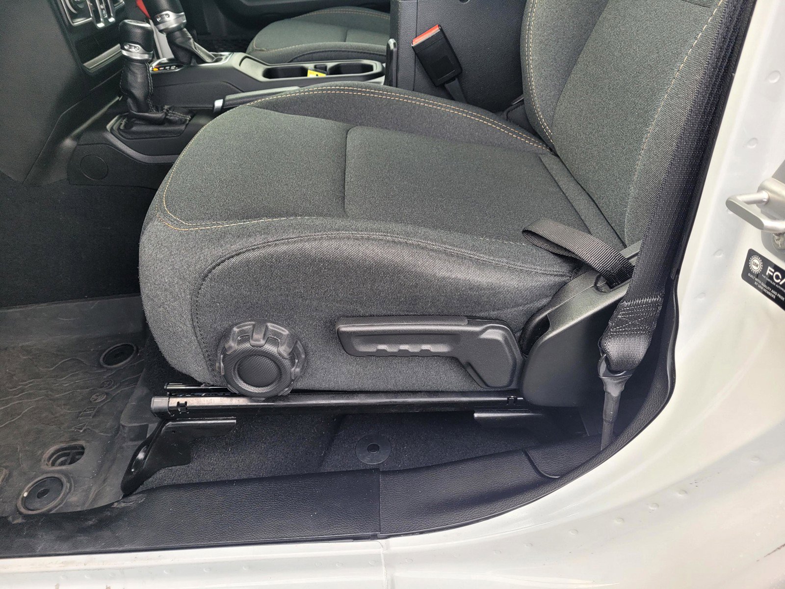 Used 2024 Jeep Gladiator Sport image 17