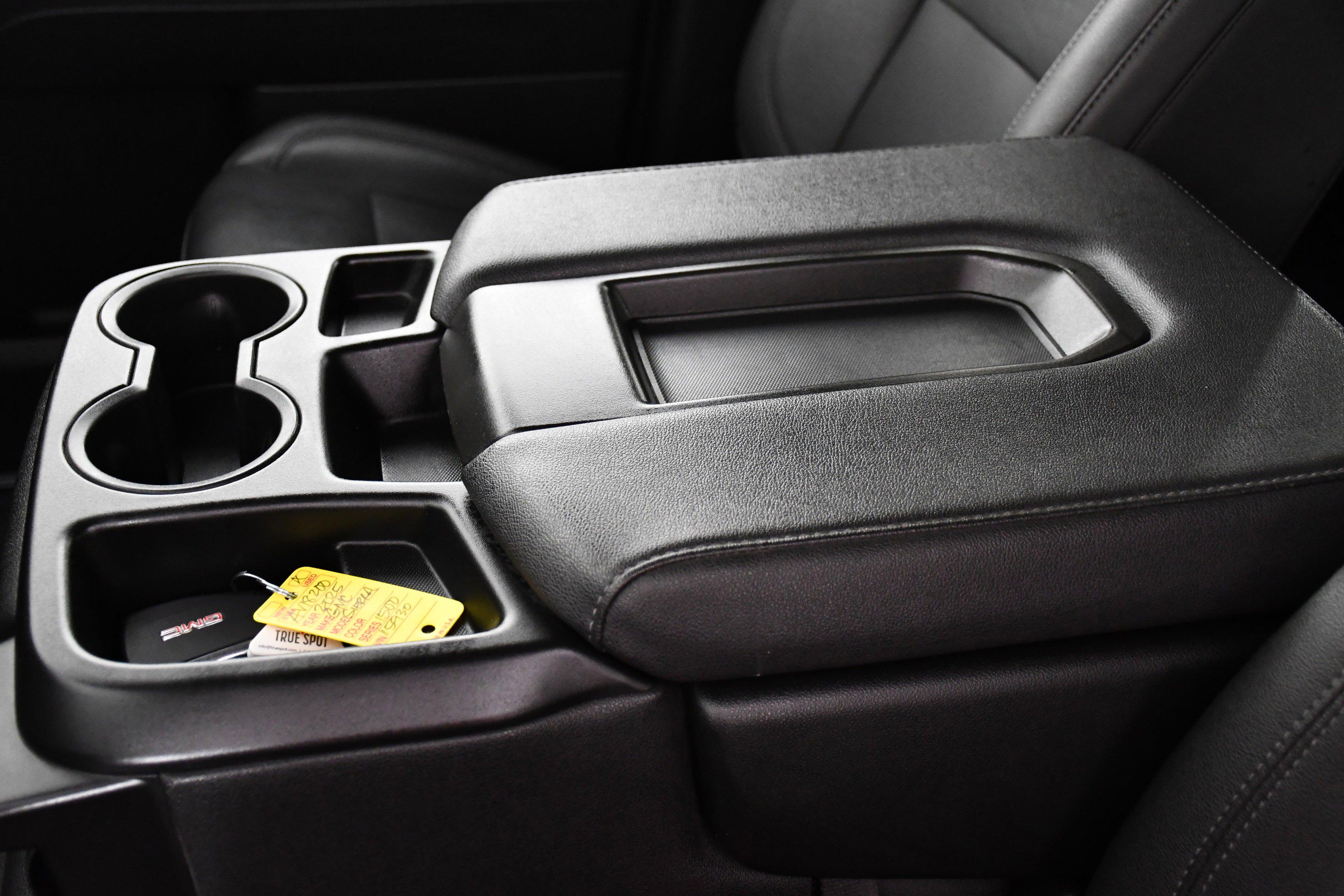 Used 2025 GMC Sierra 1500 SLT image 21