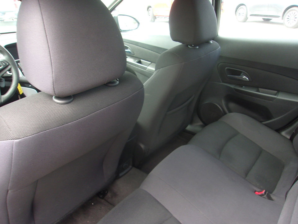 Used 2016 Chevrolet Cruze LT FWD image 13