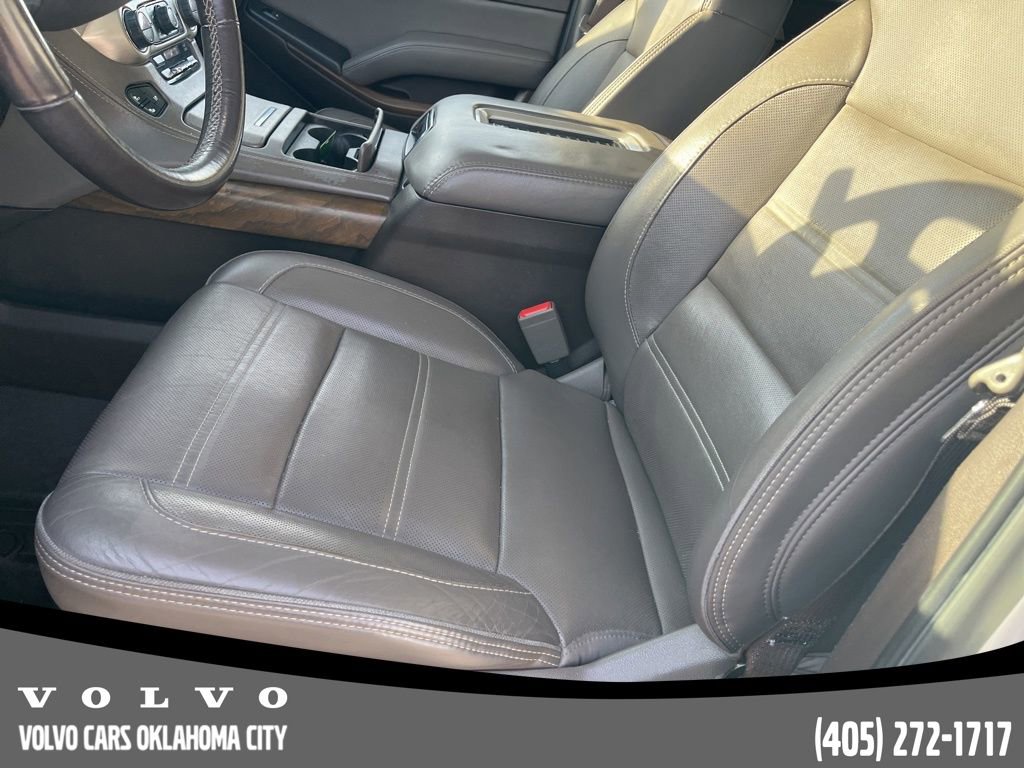 Used 2020 GMC Yukon XL Denali w/ Denali Premium Package image 10