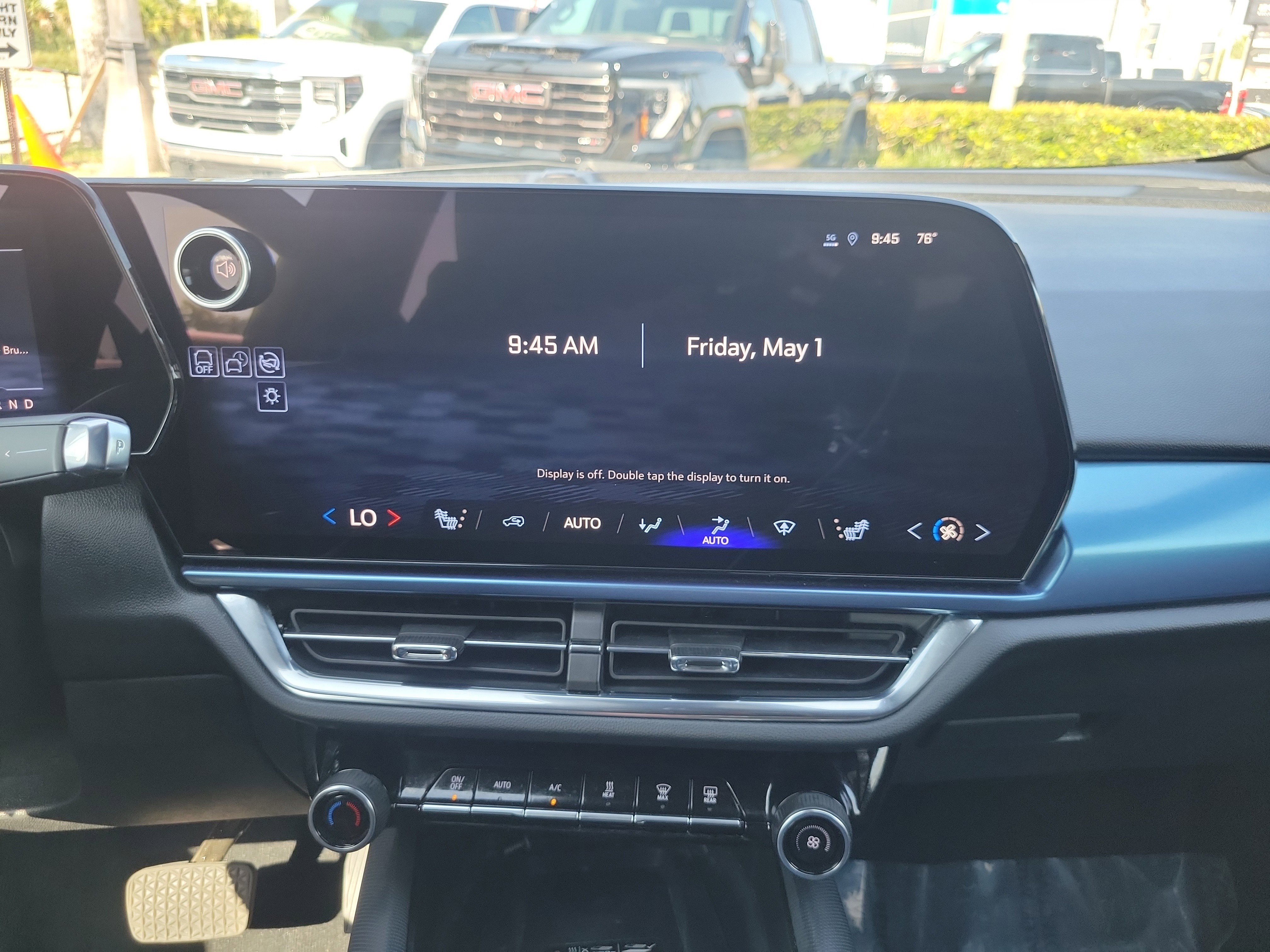 Used 2025 Chevrolet Equinox EV LT FWD image 22