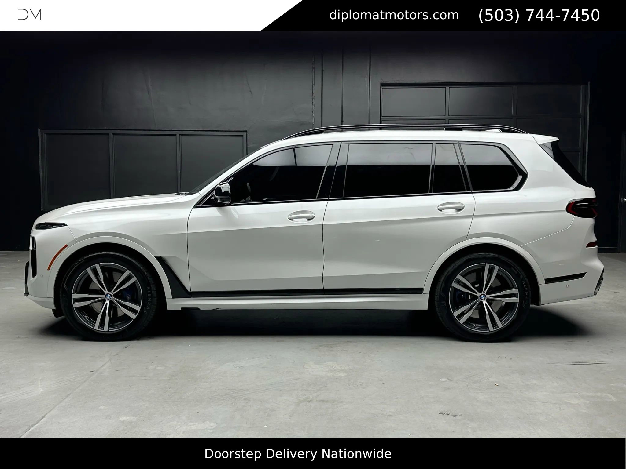 Used 2024 BMW X7 M60i w/ Executive Package image 3