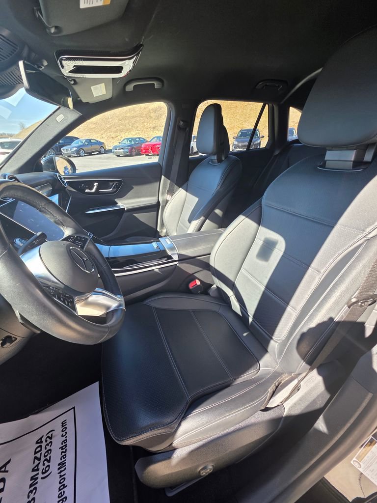 Used 2023 Mercedes-Benz GLC 300 4MATIC image 13