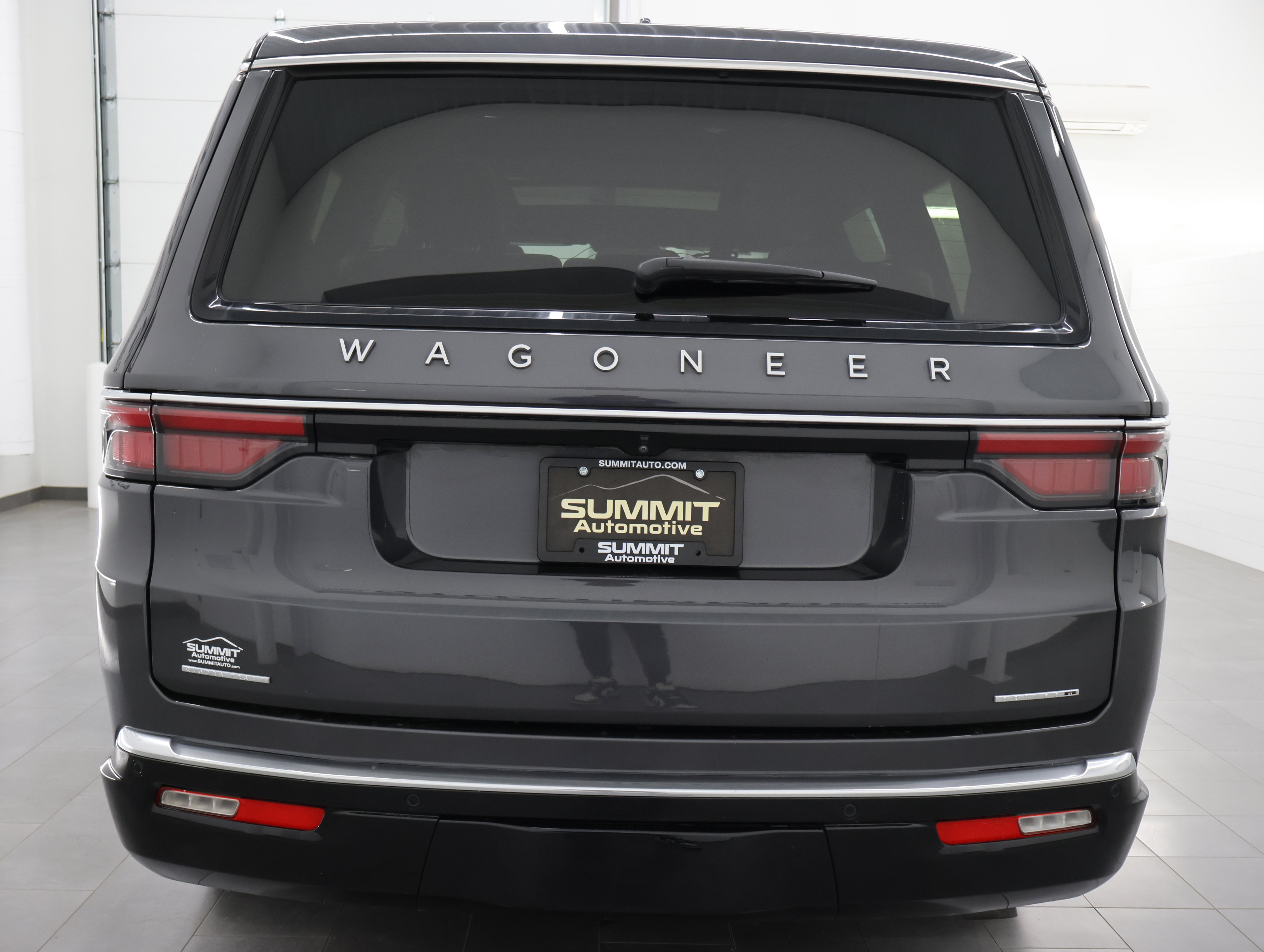 Used 2022 Jeep Wagoneer Series II w/ Premium Group I AWD/4WD image 27