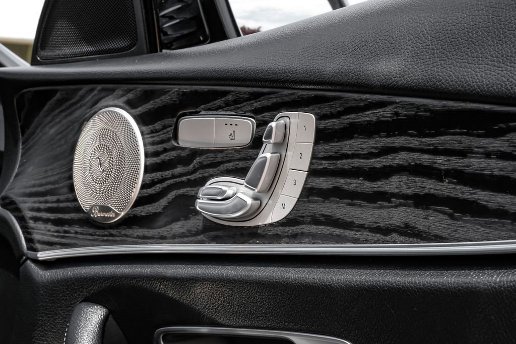 Used 2021 Mercedes-Benz E 350 4MATIC Sedan w/ Premium Package image 52