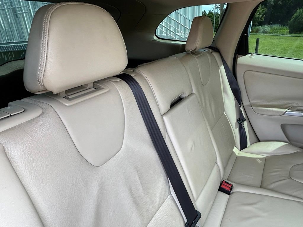 Used 2014 Volvo XC60 3.2 FWD image 40