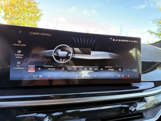 New 2026 BMW X5 xDrive40i w/ Executive Package image 28