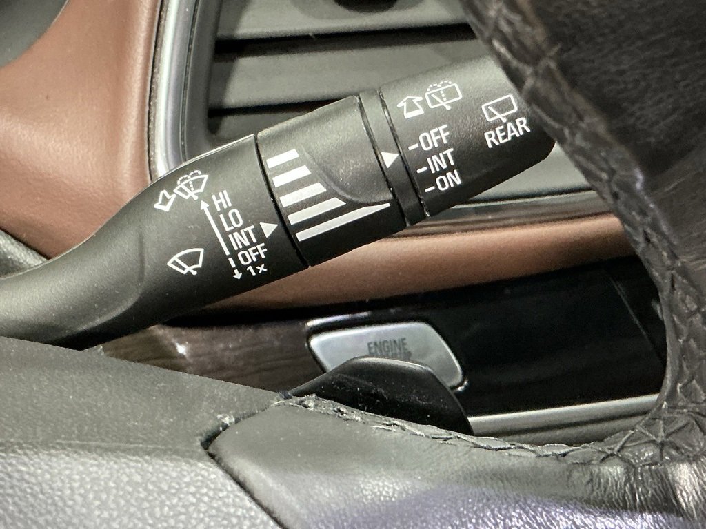 Used 2021 Buick Enclave Avenir w/ Avenir Technology Package image 21