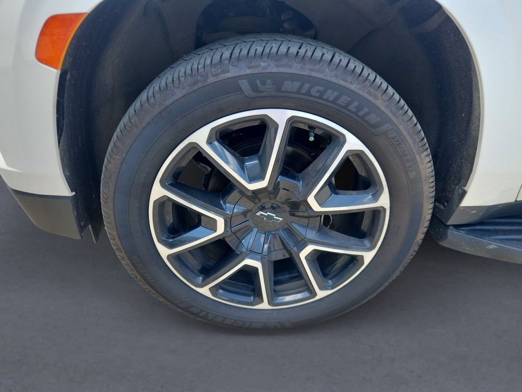 Used 2024 Chevrolet Tahoe RST w/ Luxury Package AWD/4WD image 8