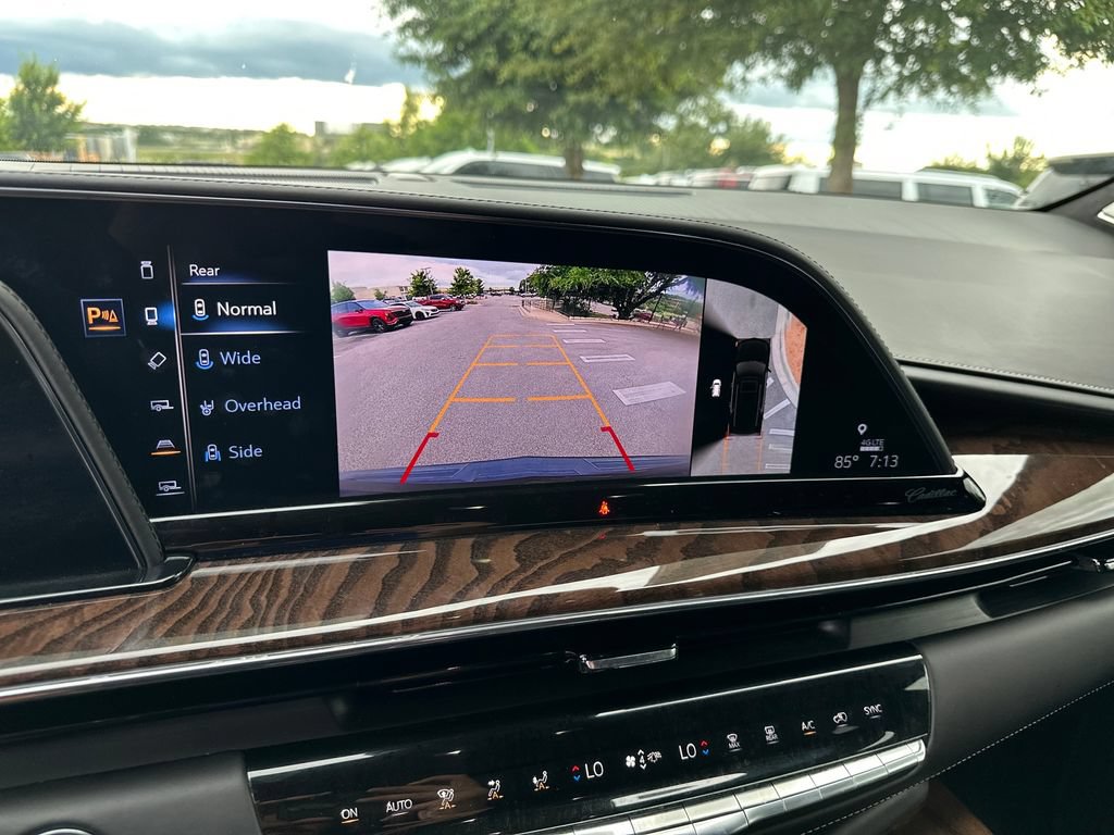 Used 2021 Cadillac Escalade Sport Platinum AWD/4WD image 26