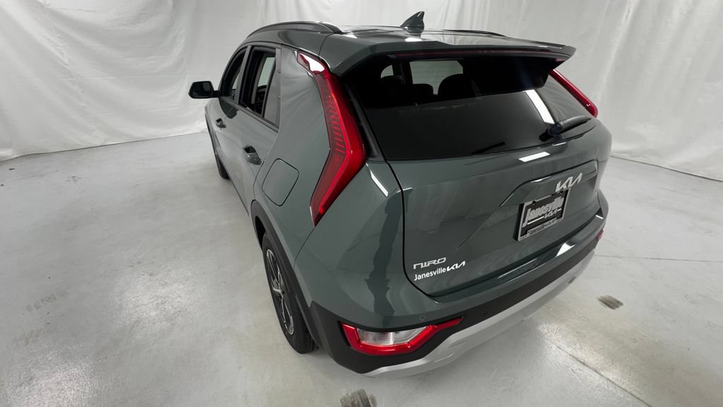 New 2026 Kia Niro EX FWD image 5