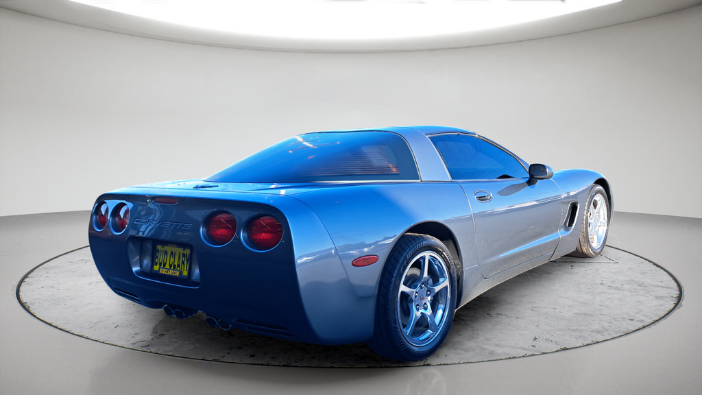 Used 2003 Chevrolet Corvette Coupe w/ Preferred Equipment Group RWD image 5