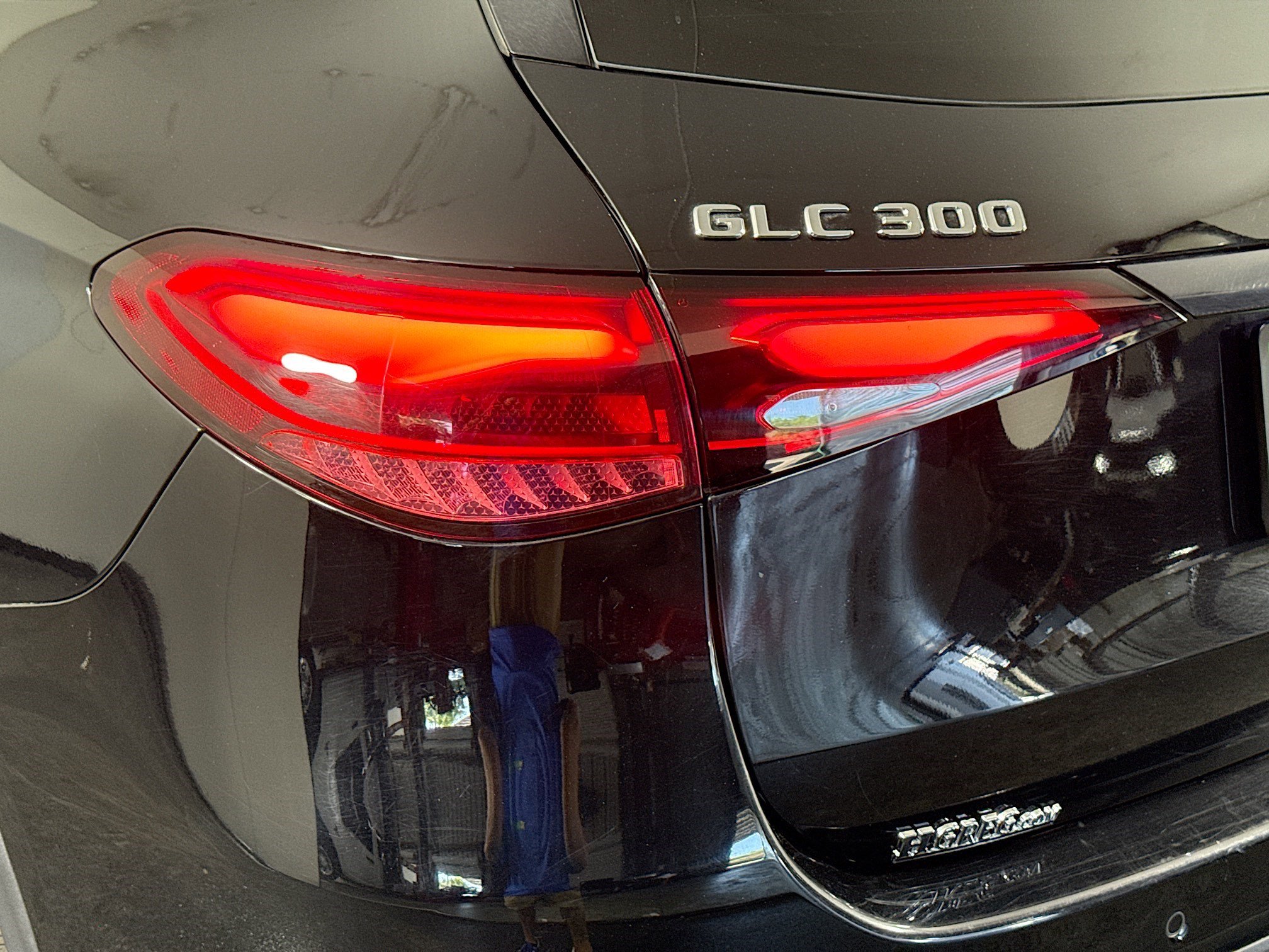 Used 2024 Mercedes-Benz GLC 300 4MATIC image 36