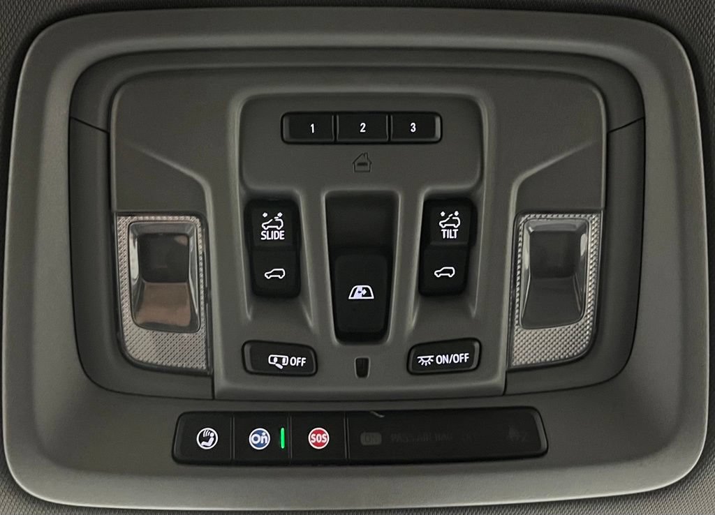 Used 2021 GMC Sierra 3500 Denali w/ Denali Ultimate Package AWD/4WD image 37