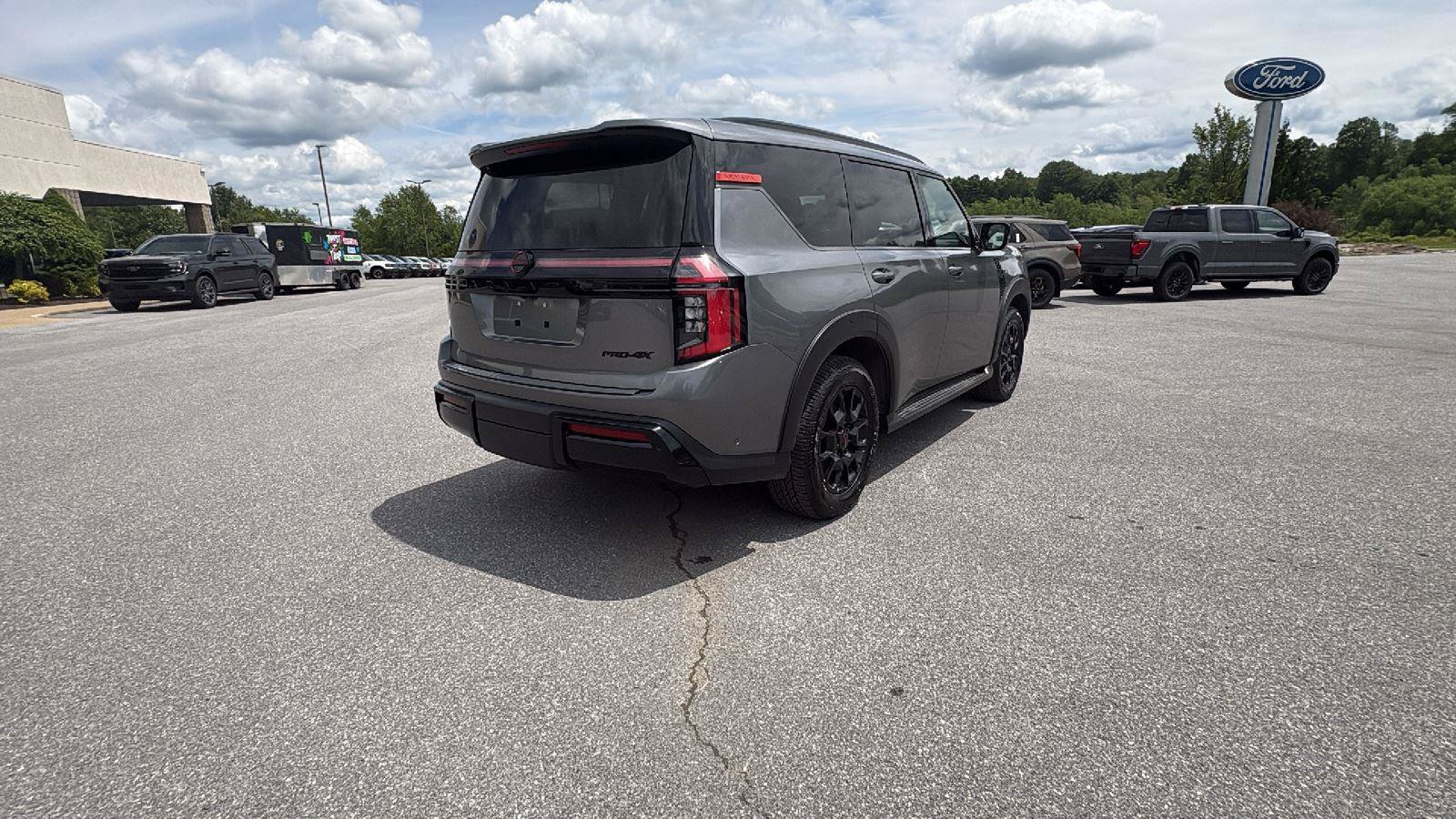 Used 2026 Nissan Armada PRO-4X AWD/4WD image 5
