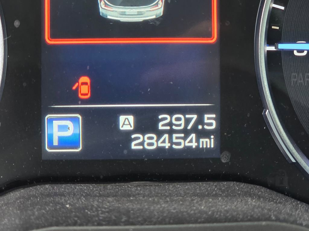 Certified 2021 Subaru Ascent Limited w/ Technology Package image 4