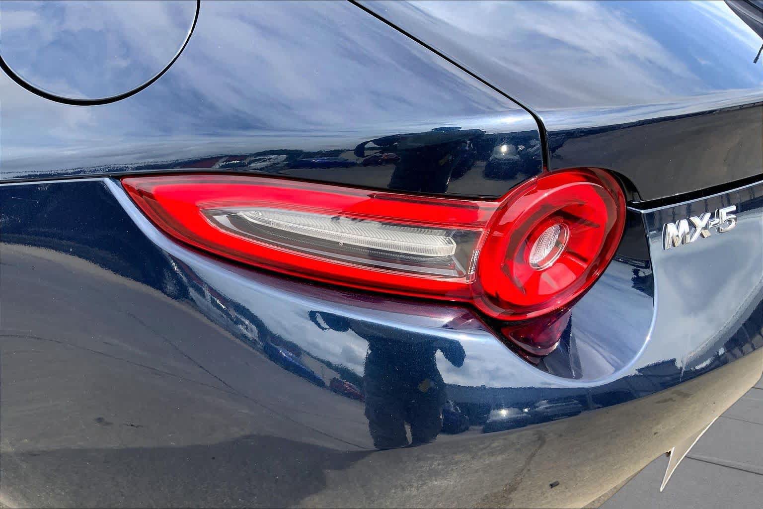 Used 2025 MAZDA MX-5 Miata RF Grand Touring RWD image 24