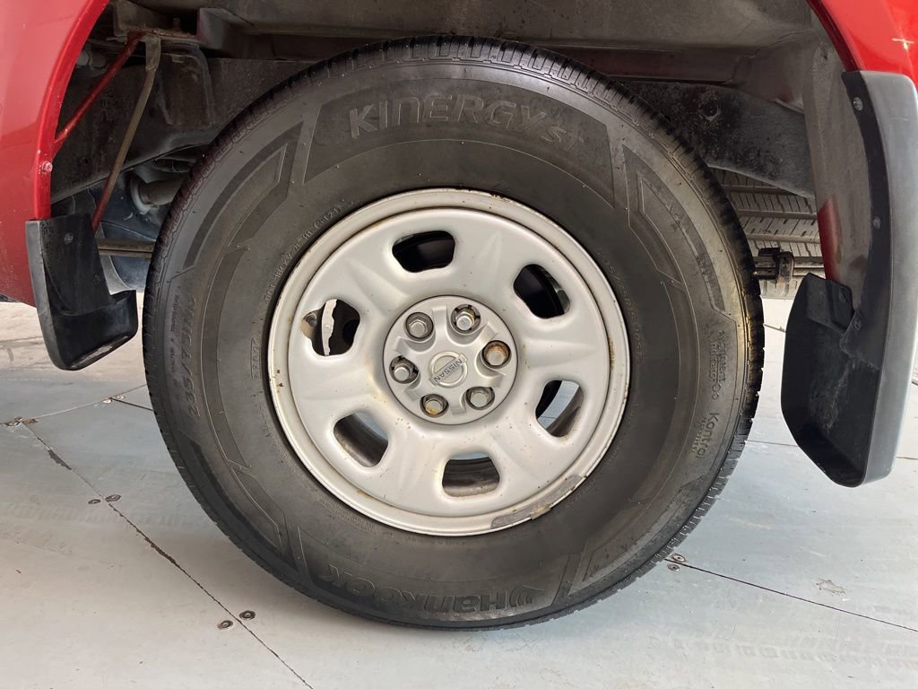 Used 2018 Nissan Frontier SV image 14