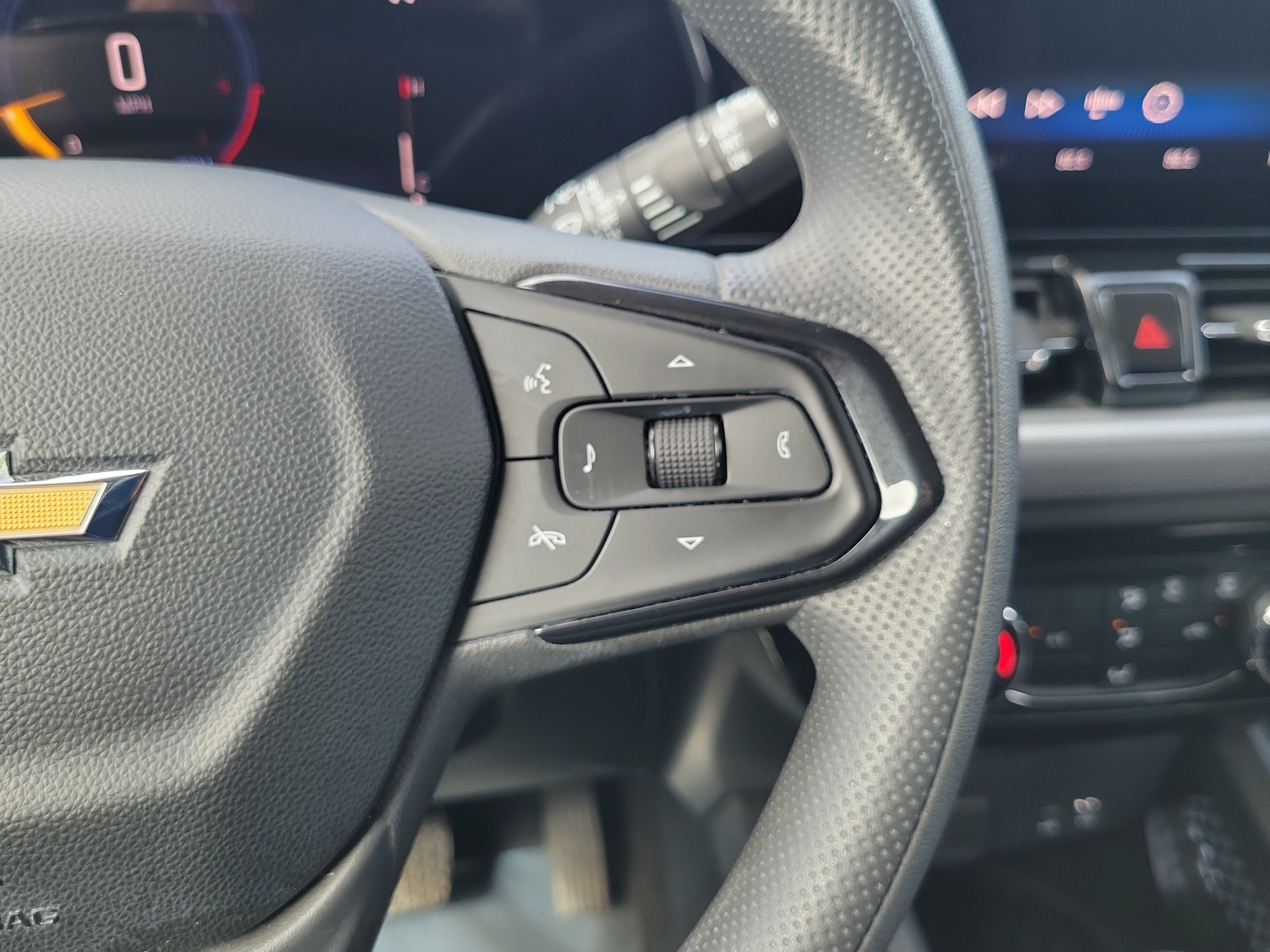 Used 2024 Chevrolet TrailBlazer LT w/ Driver Confidence Package FWD image 19