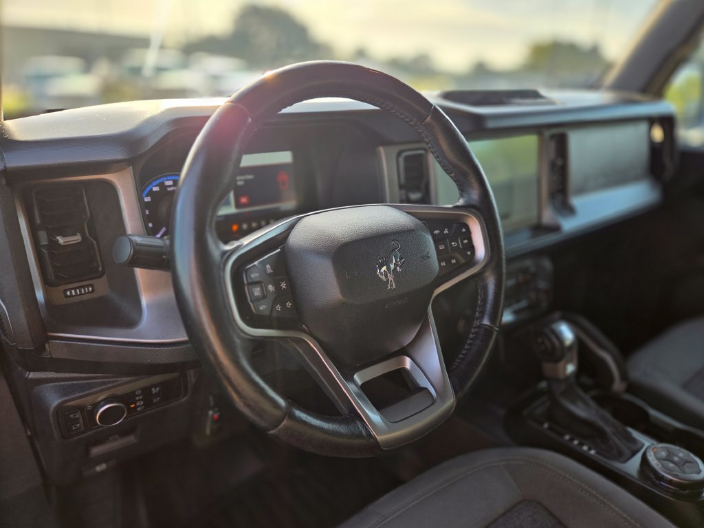 Used 2021 Ford Bronco Outer Banks AWD/4WD image 15