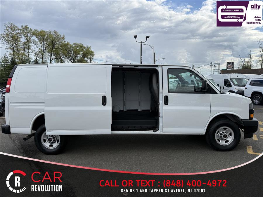 Used 2023 GMC Savana 2500 Extended w/ Driver Convenience Package image 8