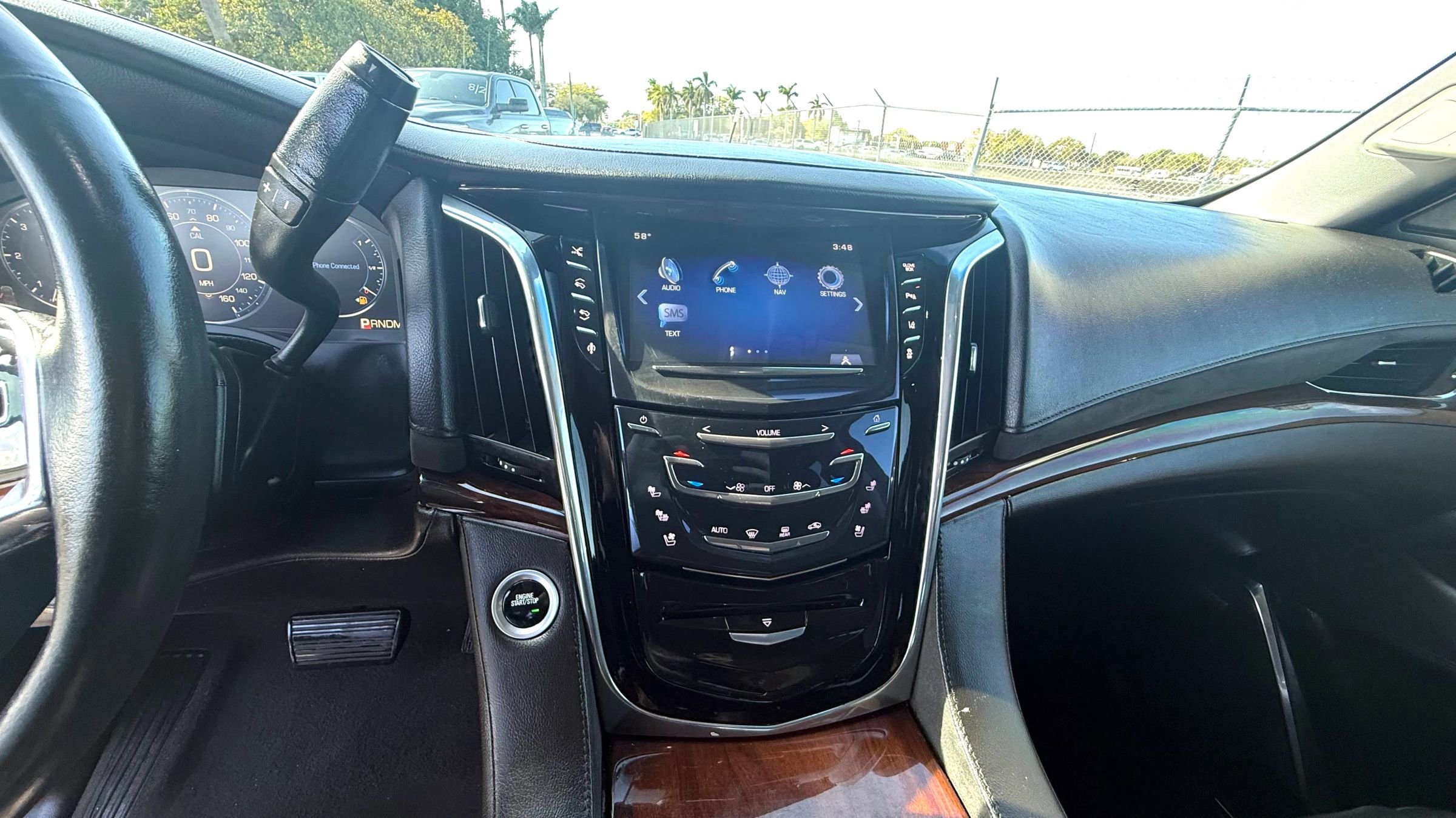 Used 2015 Cadillac Escalade Premium RWD image 9