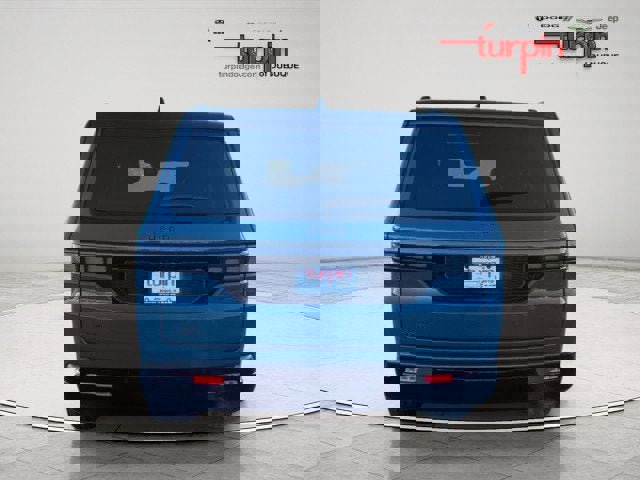 New 2026 Jeep Grand Wagoneer L Summit image 4