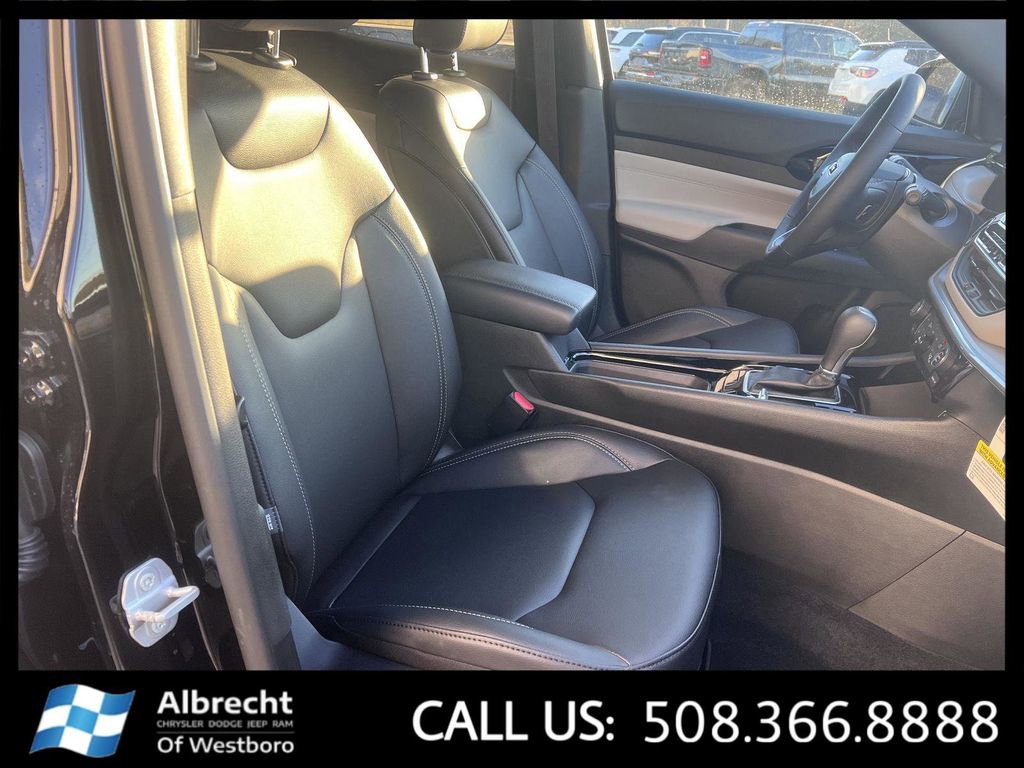 New 2026 Jeep Compass Limited AWD/4WD image 16